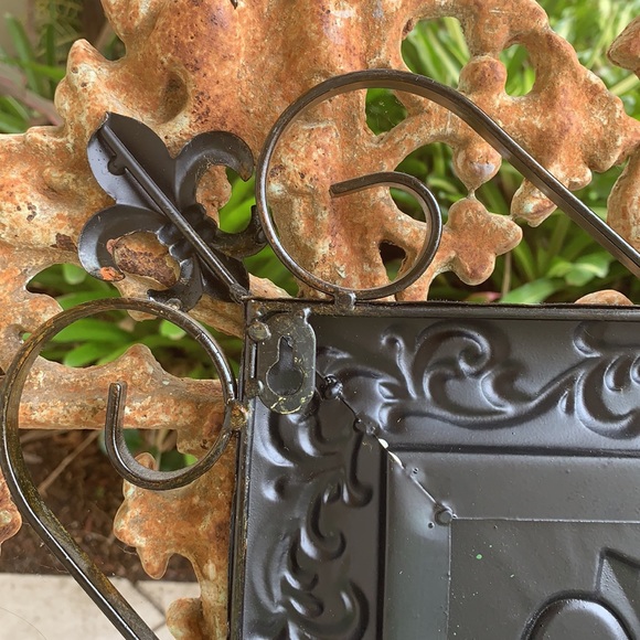 Lovely Wall Hanging - Picture 7 of 8